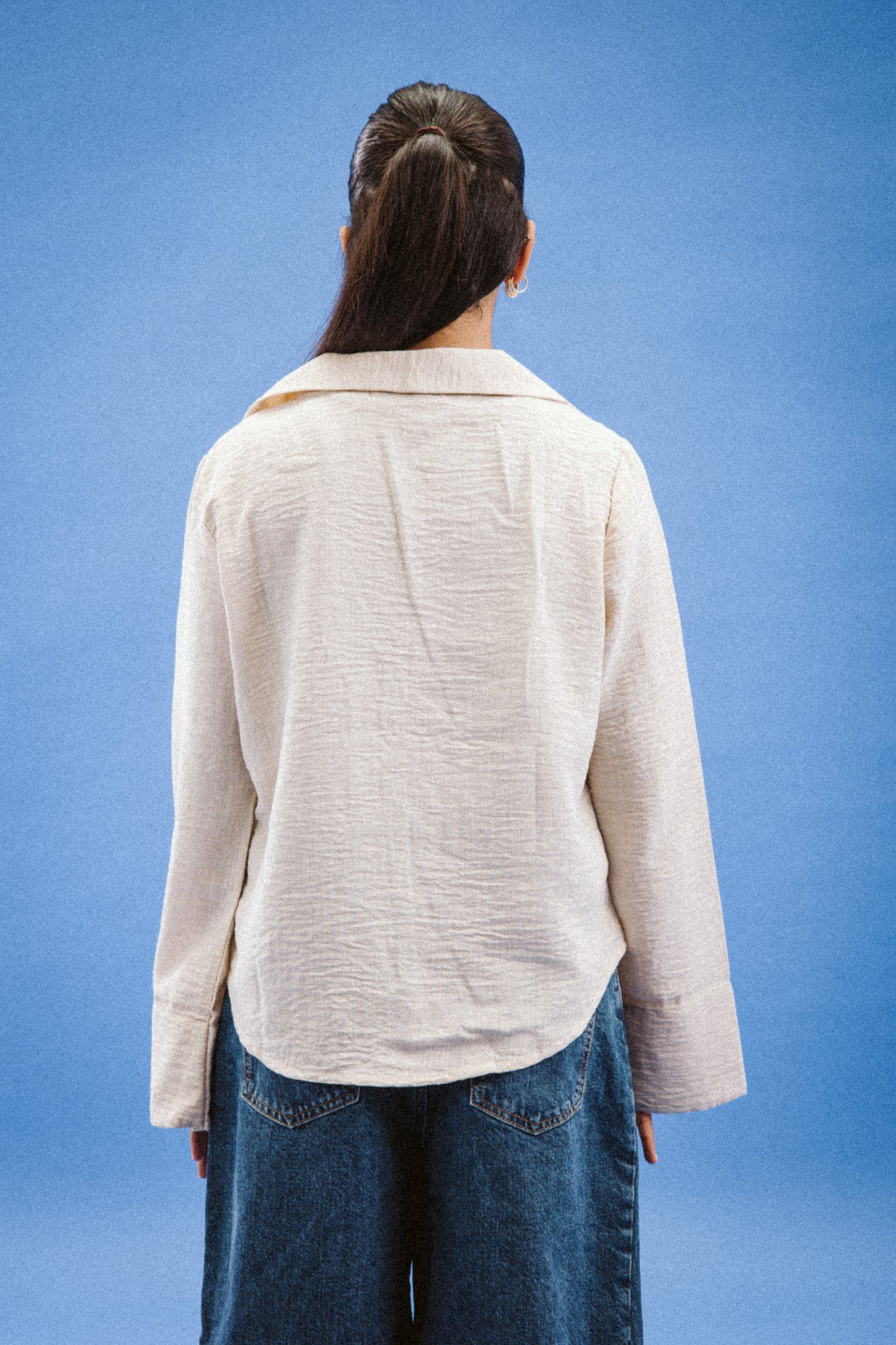 The linen blouse